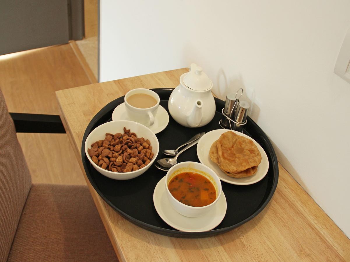 OYO 935 Hotel Palkhee Mumbai  Buitenkant foto