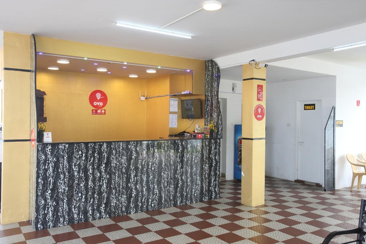 OYO 935 Hotel Palkhee Mumbai  Buitenkant foto
