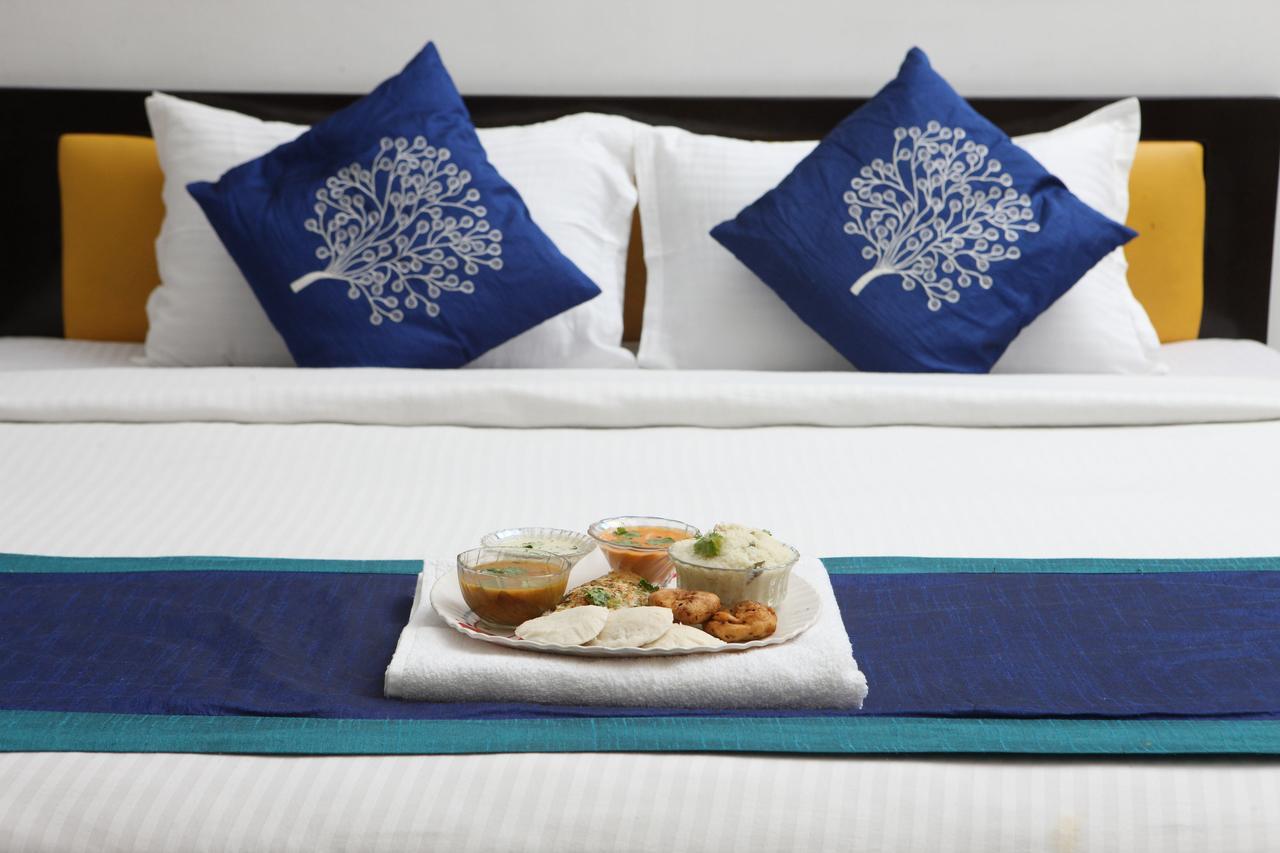 OYO 935 Hotel Palkhee Mumbai  Buitenkant foto