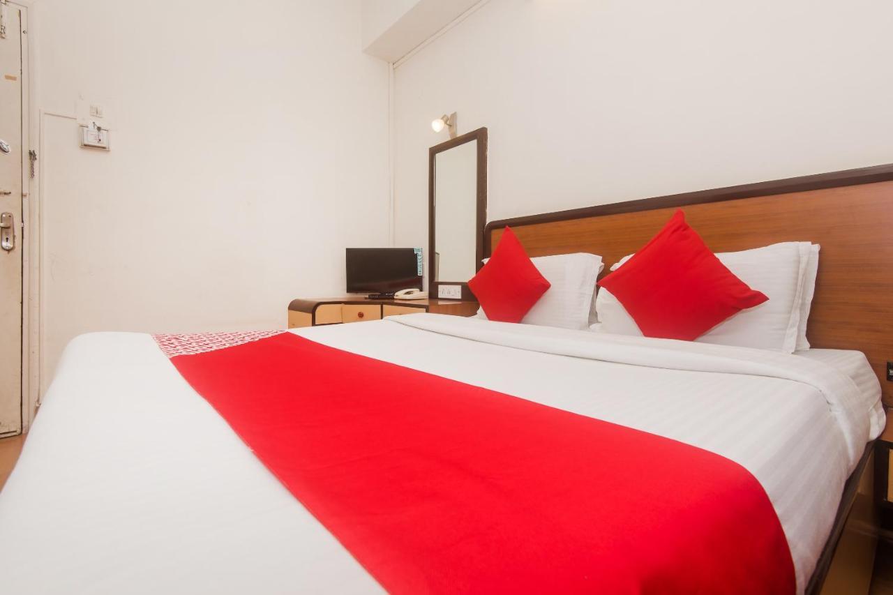 OYO 935 Hotel Palkhee Mumbai  Buitenkant foto