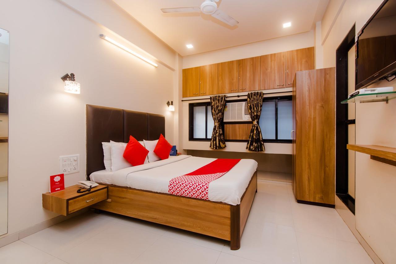 OYO 935 Hotel Palkhee Mumbai  Buitenkant foto