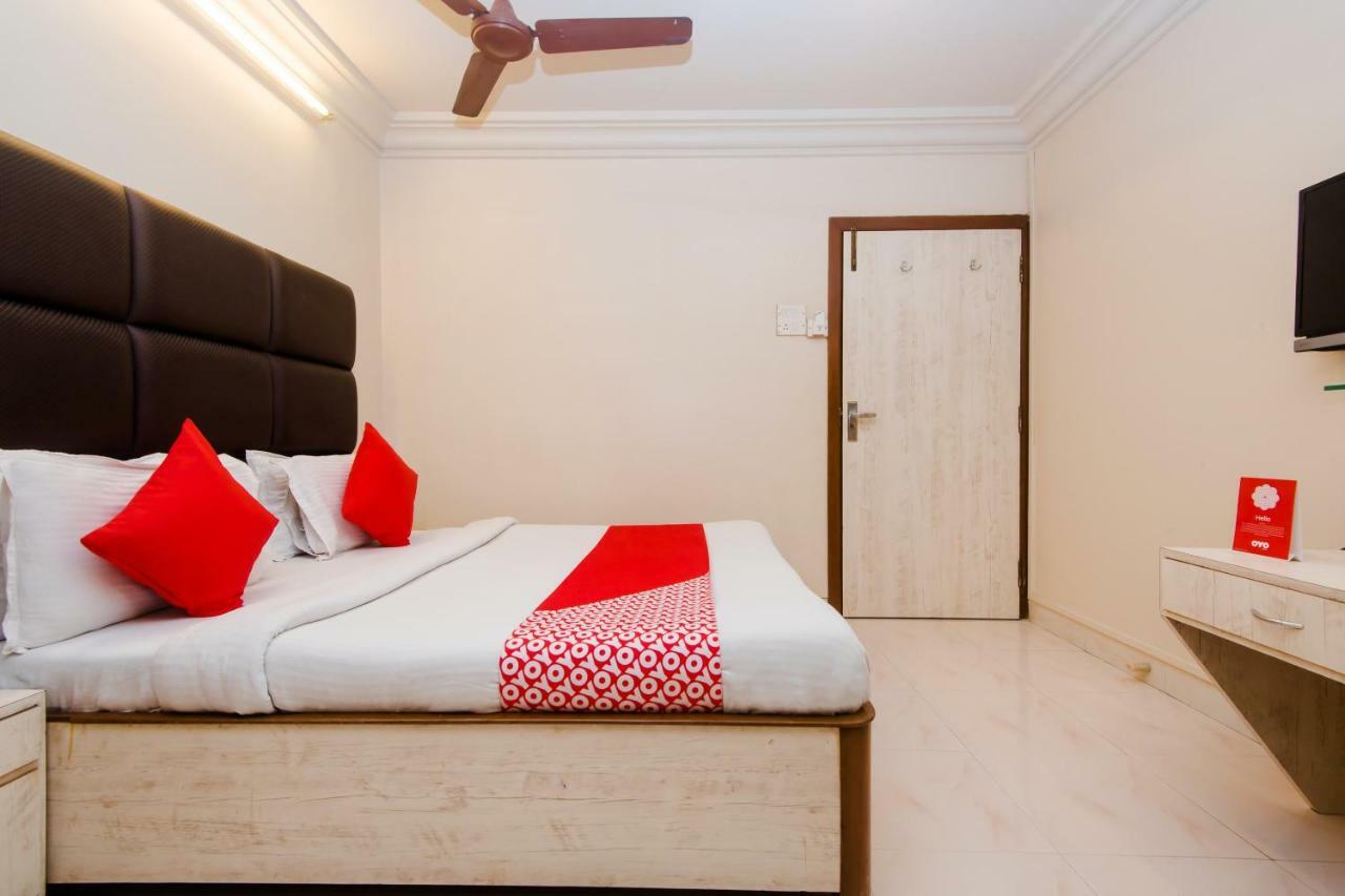 OYO 935 Hotel Palkhee Mumbai  Buitenkant foto